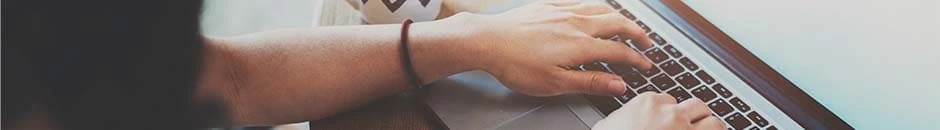 Desarrollo experimental de una arquitectura de microservicios aplicada a la gestión académica