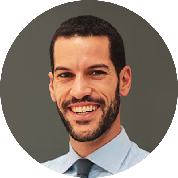 Dr. Ismael Fernández